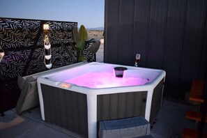 Baignoire à remous extérieure