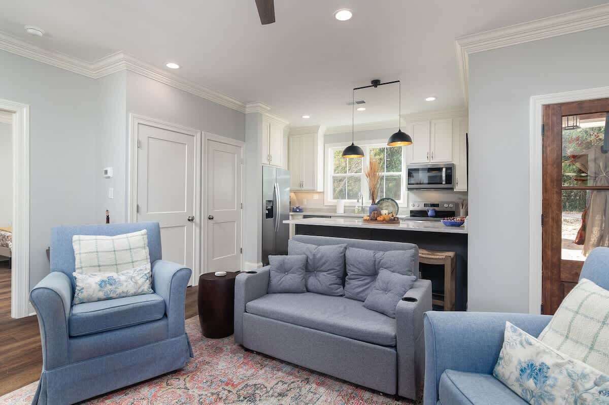 Smart TV, fireplace, offices