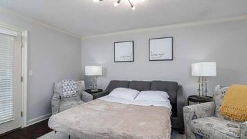 2 bedrooms, iron/ironing board, free WiFi, bed sheets