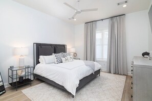 مكواة/لوح كي وواي فاي مجانًا وملاءات أسرّة