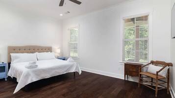 3 habitaciones, tabla de planchar con plancha y wifi gratis
