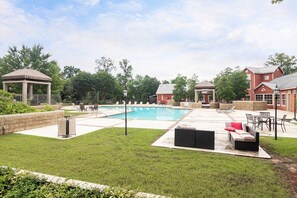 Pool - Gated Condo, Close to Ole Miss! (Oxford)