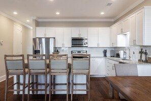 Private kitchen - Rebel Retreat at The Mill (Oxford)