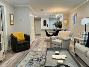 Living area - The Haven at Old Taylor Place (Oxford)