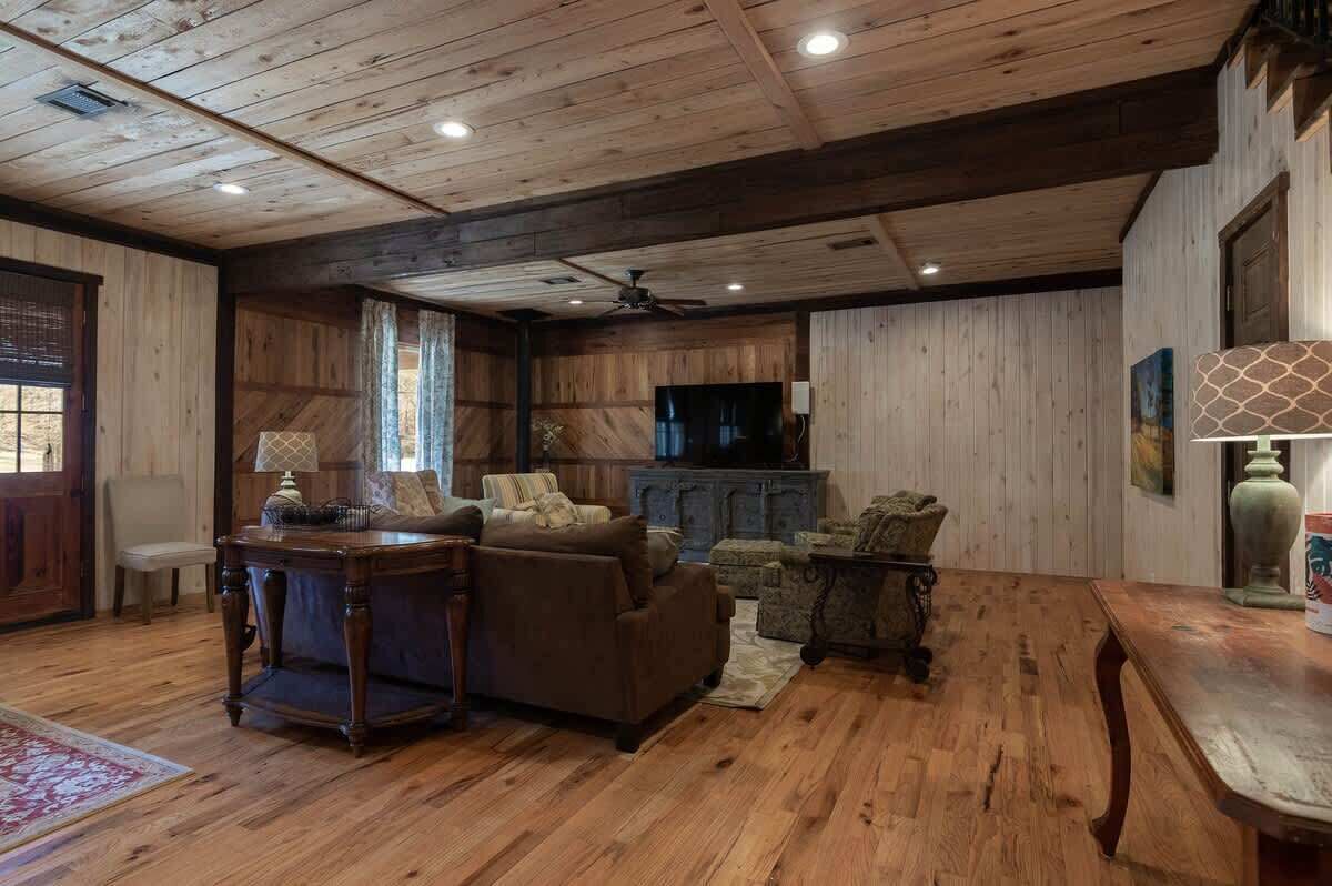 Smart TV, offices
