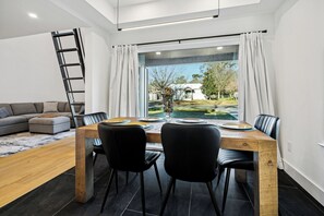 Dining - The Geaux Haus - a new modern home
2 mi from LSU (Baton Rouge)