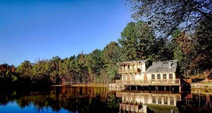 The Lake House - Cypress Woods Place