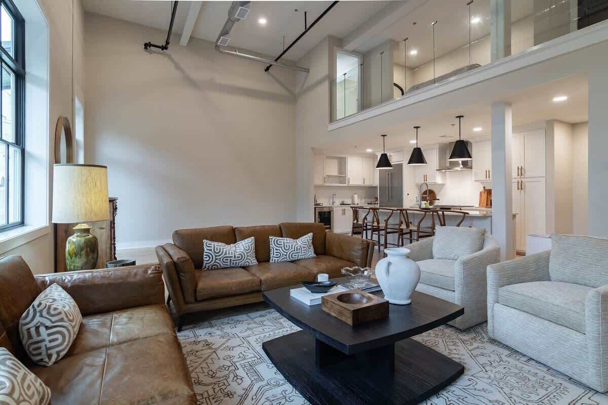 Smart TV, fireplace, offices