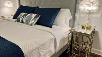 2 chambres, fer et planche à repasser, Wi-Fi gratuit, draps fournis