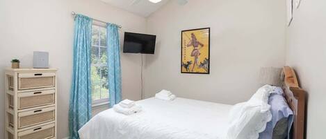 3 dormitorios, tabla de planchar con plancha, wifi gratis y ropa de cama