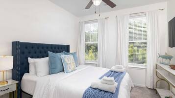 2 bedrooms, iron/ironing board, free WiFi, bed sheets