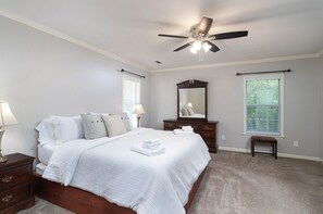 Strykjärn/strykbräda, gratis wi-fi och sängkläder