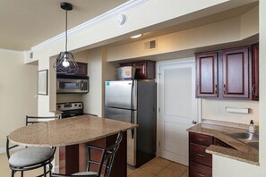 Fridge, microwave, oven, stovetop - Oxford Escape in Oxford (Oxford)