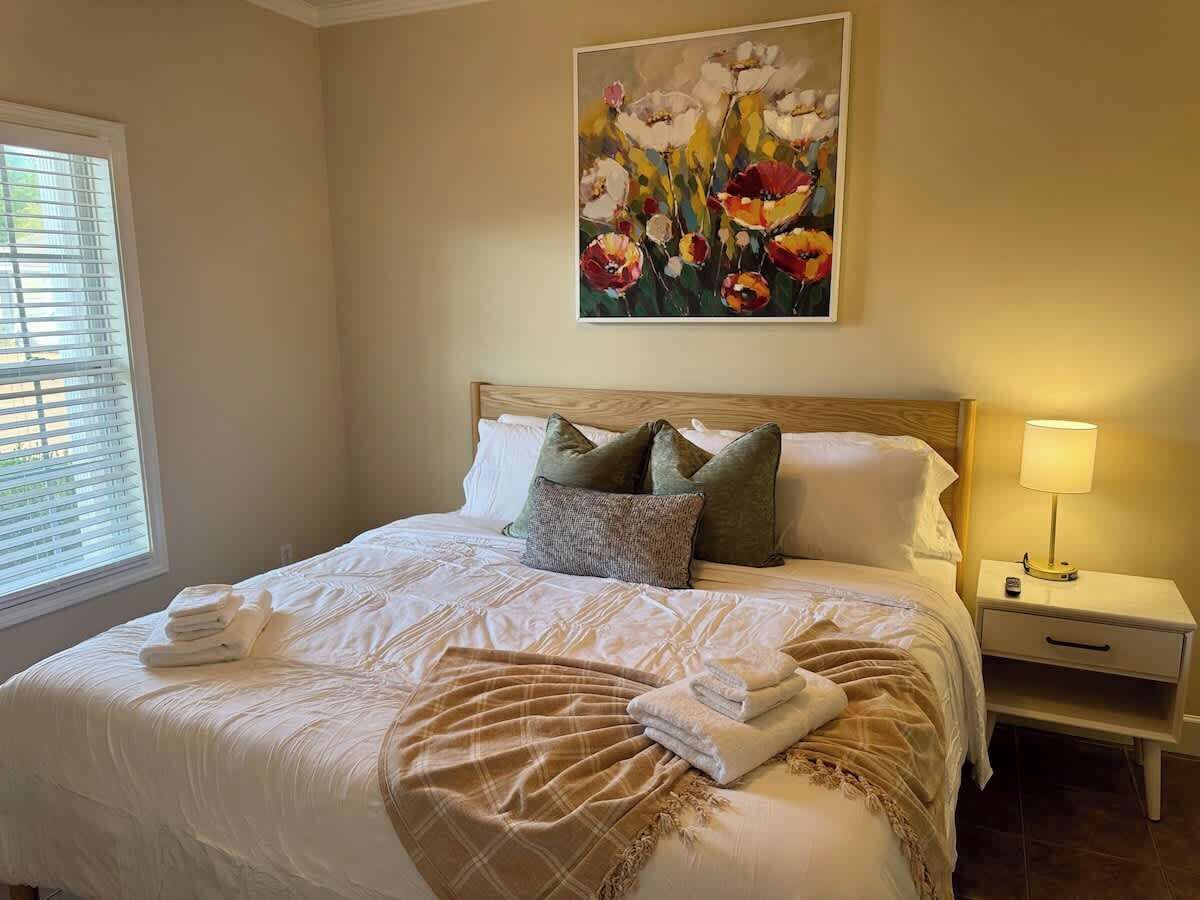 1 chambre, fer et planche à repasser, Wi-Fi gratuit, draps fournis