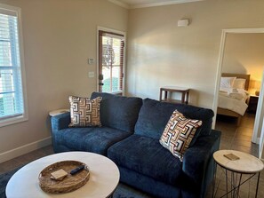 Smart TV - The Grove Loft in Oxford (Oxford)