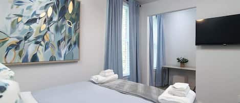 3 bedrooms, iron/ironing board, free WiFi, bed sheets