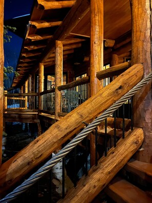 Property grounds - 6BD/6.5 BA - Sleeps 12 - Amazing Views! (Oak Creek)