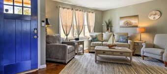 3 BR Lake Escape-2 Luxury King Beds-Double Boat Parking-Minutes from OT Marina