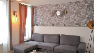 Familienapartment, 3 Schlafzimmer, Küche | Wohnbereich