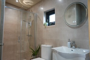 Towels - Cuilcagh Cabins (Enniskillen)