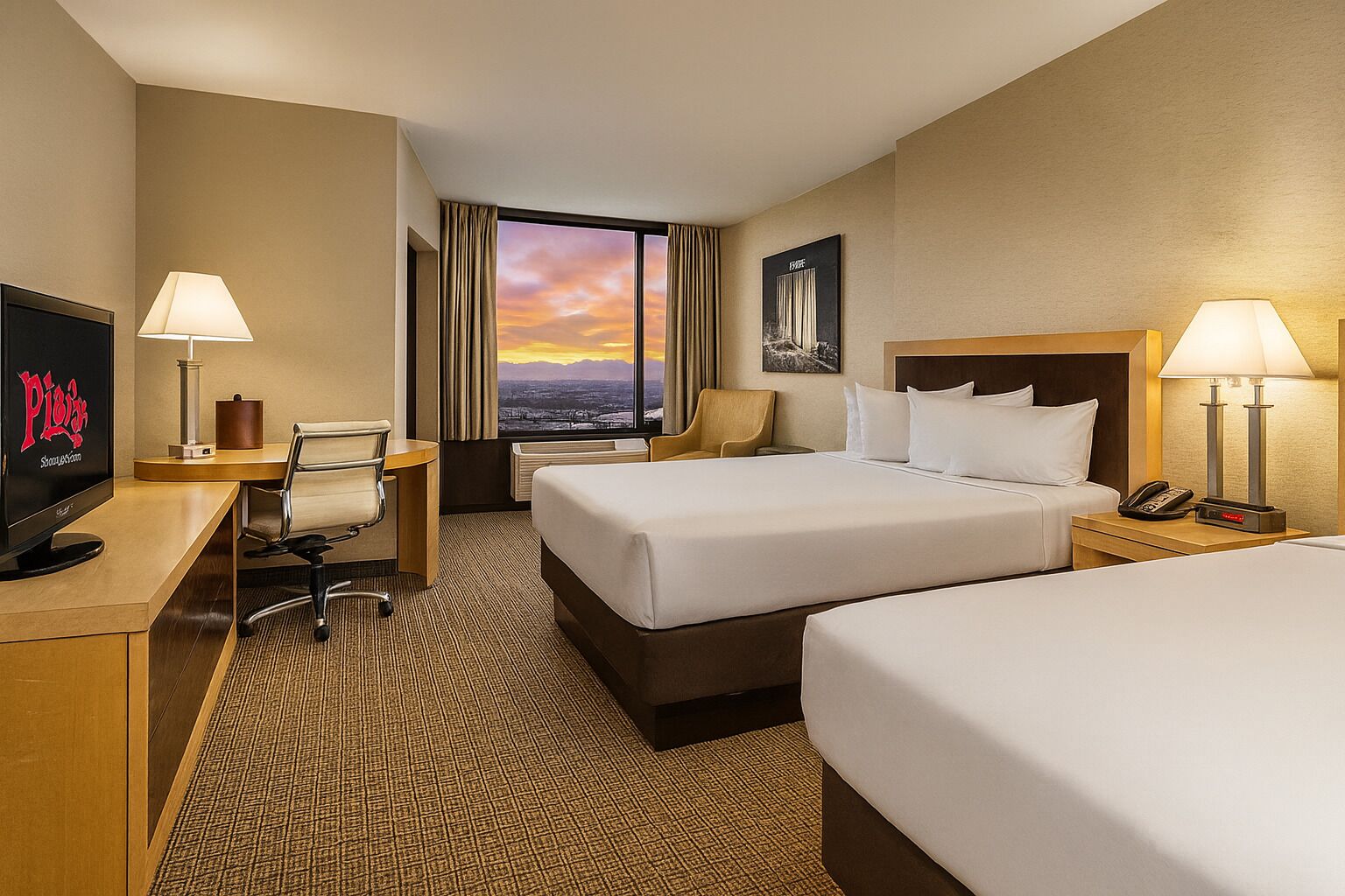 Great Location! 2 Convenient Units, Fremont Street Is Right Across The Street - Las Vegas, NV