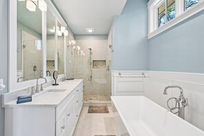 Towels - 1 Green Heron ~ Luxury Oceanside Home! (Hilton Head Island)