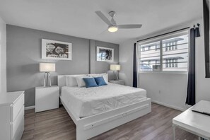 1 habitación, tabla de planchar con plancha, cuna de viaje y wifi 