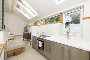 Fridge, microwave, dishwasher, toaster - Argyl | The Foundry: Bright One Bedroom House w/ Balcony (Edinburgh)