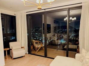 Smart TV, offices - Walk to Old City | Infinity Pool + Epic Views (Cartagena de Indias)