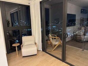 Interior - Walk to Old City | Infinity Pool + Epic Views (Cartagena de Indias)