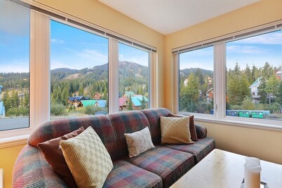 The Haven at Blueberry Hill - Mount Washington ski-in/out