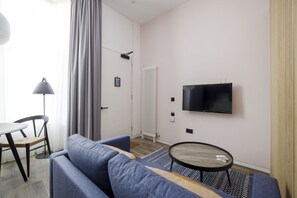 Living area - Argyl | Abbey Gate: Studio 11 (Edinburgh)