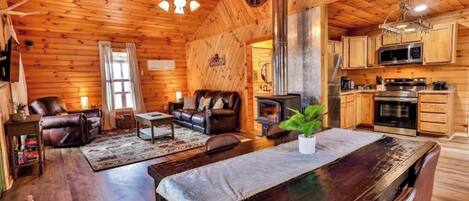 Smart-TV, peis og bøker