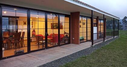 Quaint 7-bedroom country house in charming Salento