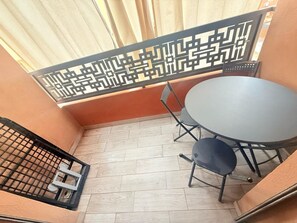 Dining - 5 min from gueliz Beautiful studio with pool for relaxing (Marrakech)