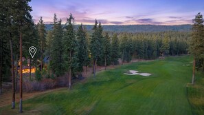 Golf - 5BD, HotTub, Fireplaces, Firepit, BBQ, Bonus Suite (Cle Elum)