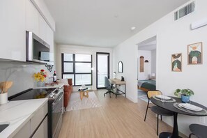 Private kitchen - Soho Vibes In The Heart Of Santa Monica (Santa Monica)