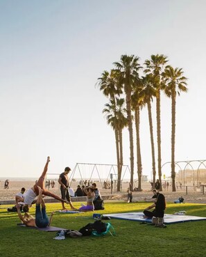 Property grounds - Soho Vibes In The Heart Of Santa Monica (Santa Monica)