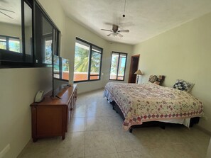 Internet, bed sheets - Delightful and spacious two bedroom apartment (Celestún)