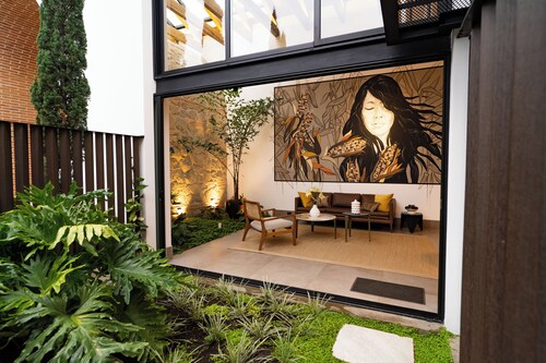 Luxury villa (2) in downtown Antigua Guatemala