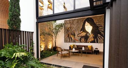 Luxury villa (2) in downtown Antigua Guatemala