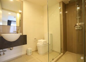 Bathroom - Unixx south pattaya - Two bedrooms apartment sea view with balcony all included (Pattaya City)