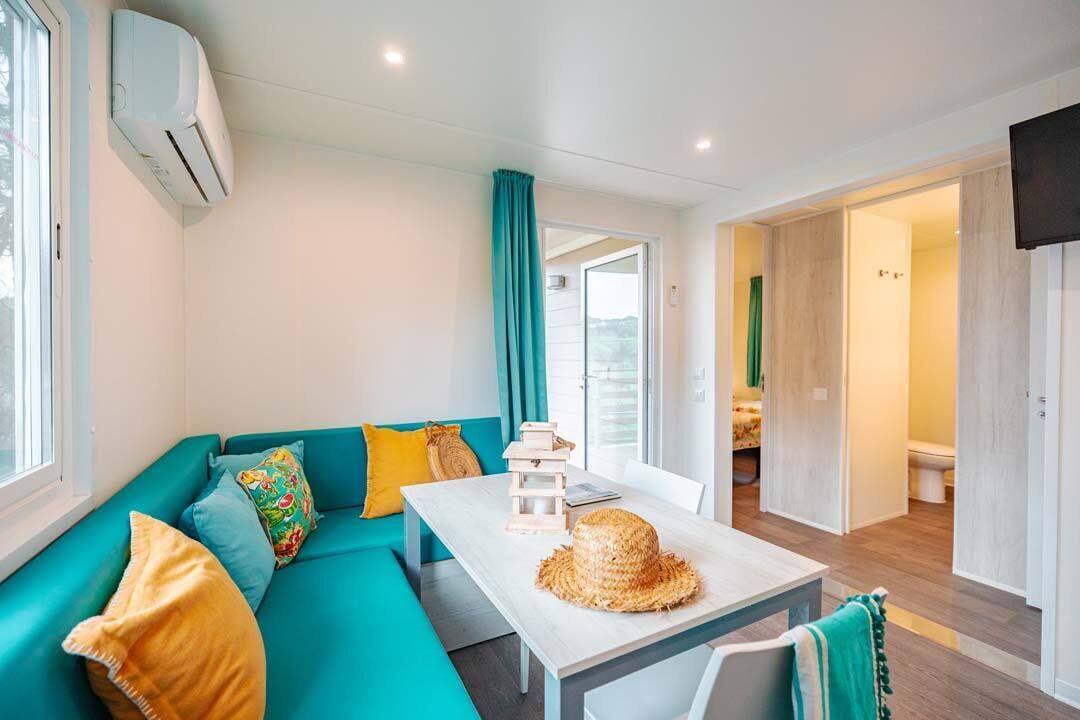 Camping Village Rosselba Le Palme Mobilehome Comfort For 4 Persons - Porto Azzurro