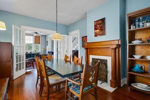 Dining - Charming Historic Home-Walk to Carytown-Fence-Pet Friendly-Hotel-grade Towels (Richmond)