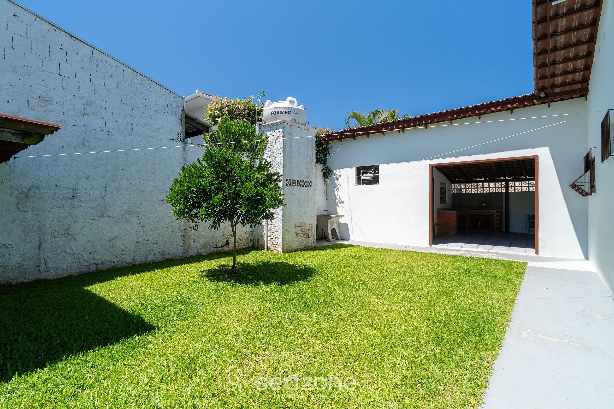 Basic Apartment | Property grounds