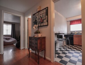 Room - Cozy & private 1-bedroom place near Cincinnati/CVG airport w/parking (Edgewood)