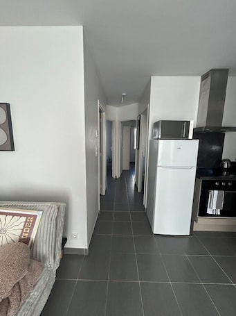 Interni. Comfortable house near Bordeaux & Arkéa Arena + parking lot