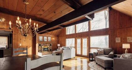 Sanctuary Co Private Forest Chalet Near Town