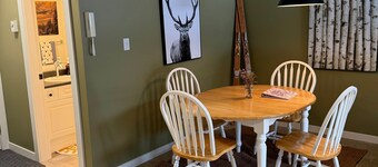 Drive Up Condo - Walk to Mount Washington