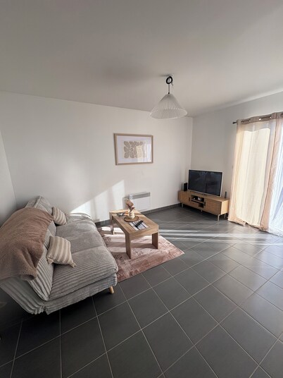 Comfortable house near Bordeaux & Arkéa Arena + parking lot